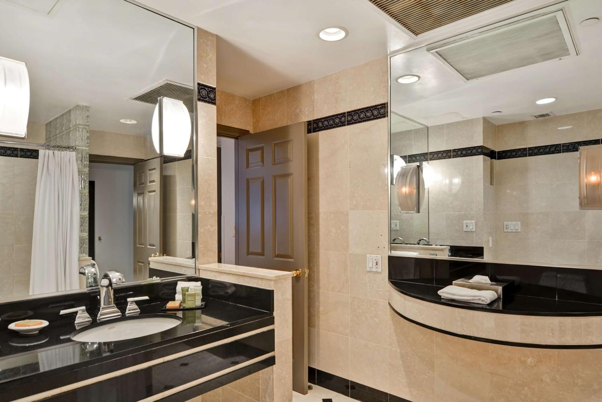 The Cincinnatian Curio Collection By Hilton Exterior foto